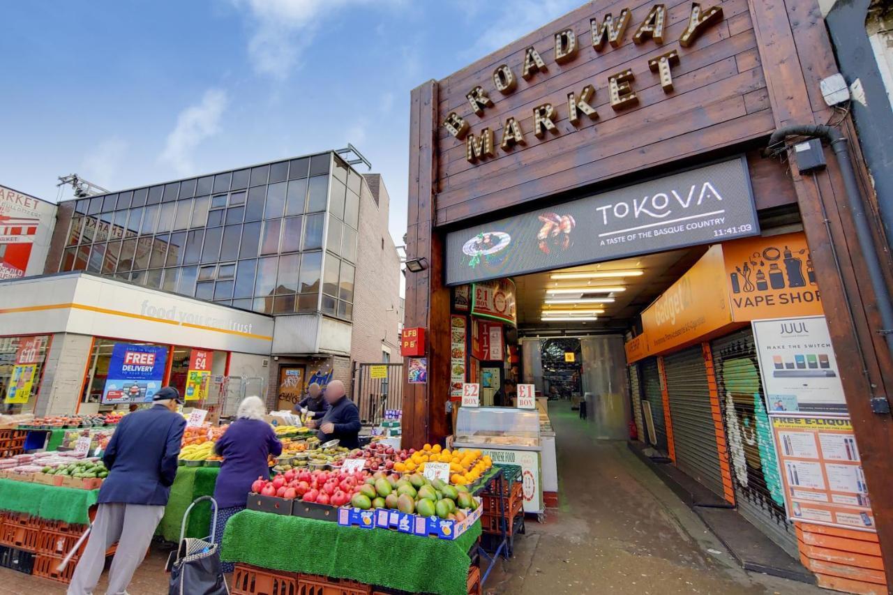 Welcomestay Tooting Broadway 3 Bedroom Apartment Londra Dış mekan fotoğraf